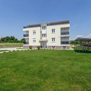 zkontrolujte dostupnost